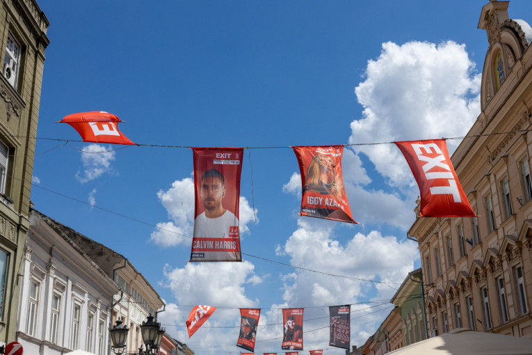 Zatišje pred buru: Novi Sad drži dah pred otvaranje EXIT festivala (FOTO)