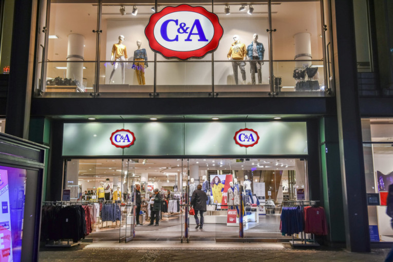 Uhapšen carinski agent modne kompanije "C&A": Prevarom do tri luksuzna stana u Beogradu