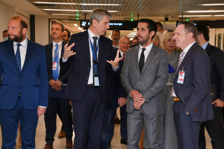 Momirović: Modernizacija beogradskog i niškog aerodroma doneće rast broja putnika i nova radna mesta