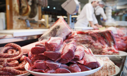 Jagnjetina poskupela za 20, prasetina za 40 odsto: Kakve cene mesa nas očekuju posle praznika