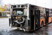 Buktinja na Ibarskoj magistrali: Zapalio se autobus!
