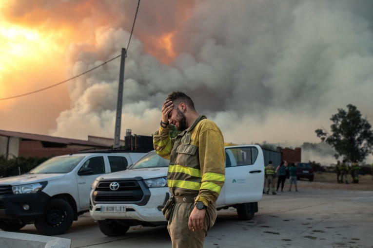 Evropa gori: U Portugalu 47 stepeni, Mediteran i Jadran se bore sa stravičnim požarima (VIDEO)