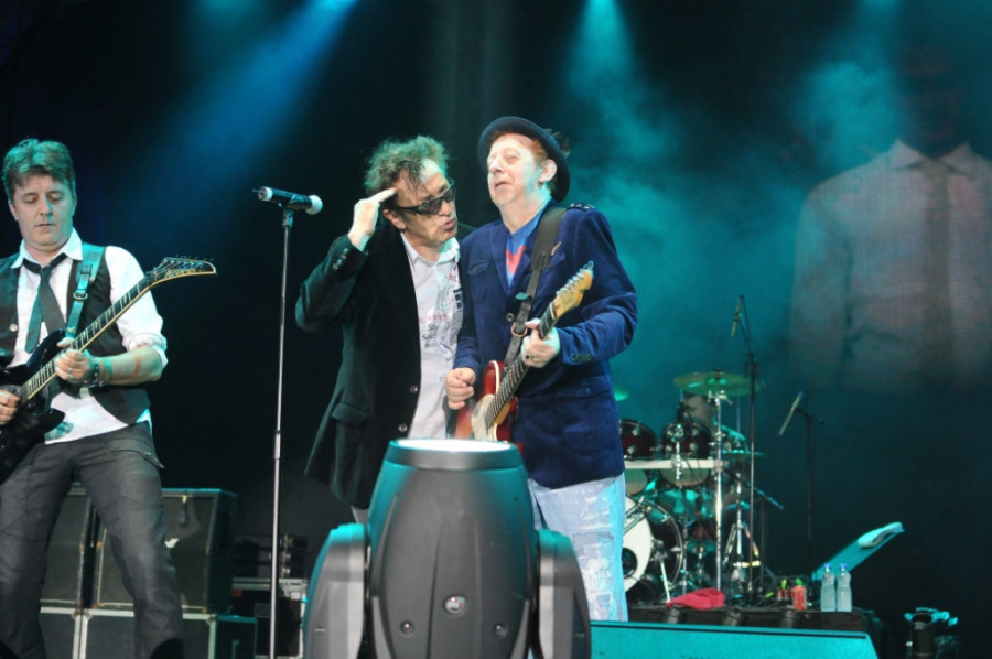 Prljavo kazalište nastupa pod novim imenom: Ukoliko budu koristili stari naziv grupe, sledi velika kazna