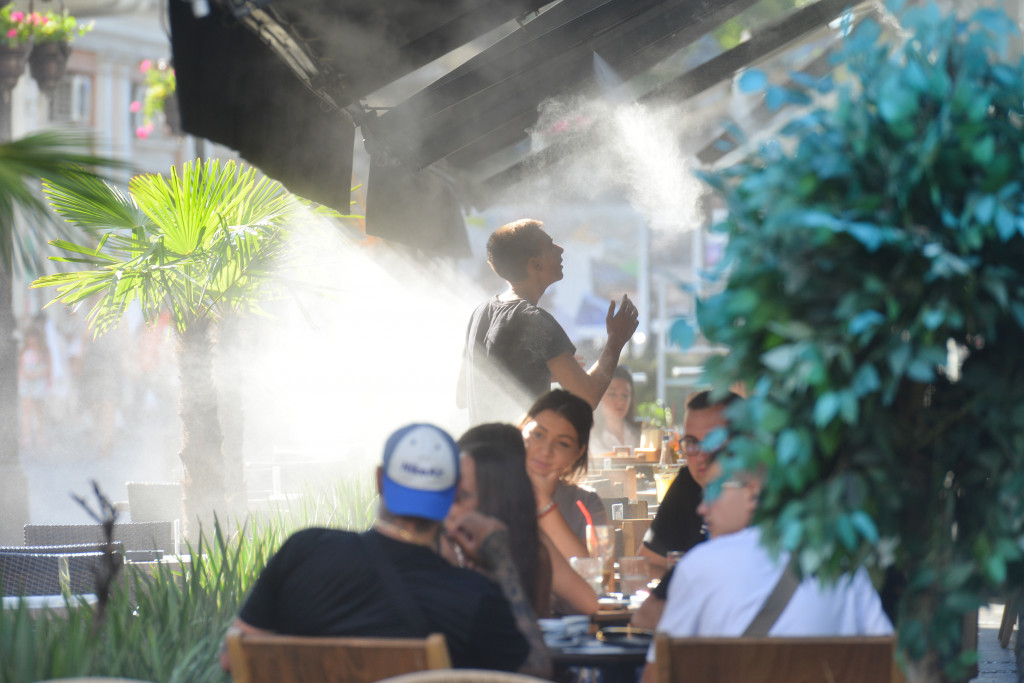 Vratilo nam se leto: Danas živa ide preko 30. podeoka, a očekujte i kišu