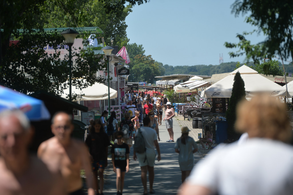 Leto se ne da: Danas temperatura ide preko 30 stepeni