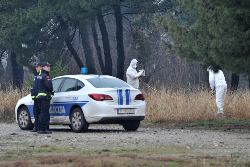 Užas u Nikšiću: Zvali policiju zbog pronađene lobanje, pa pronašli telo u fazi raspadanja