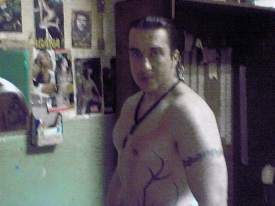 Bekstvo iz "srpskog Šošenka": Serdar u odelu išetao iz CZ-a, Milovanović i Kalinić isekli rešetke u pritvoru Specijalnog suda!