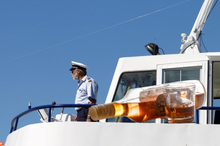 Uhapšen kapetan broda koji je potonuo kod Splita: Bio je pijan kada se sa 40 putnika zakucao u obalu!
