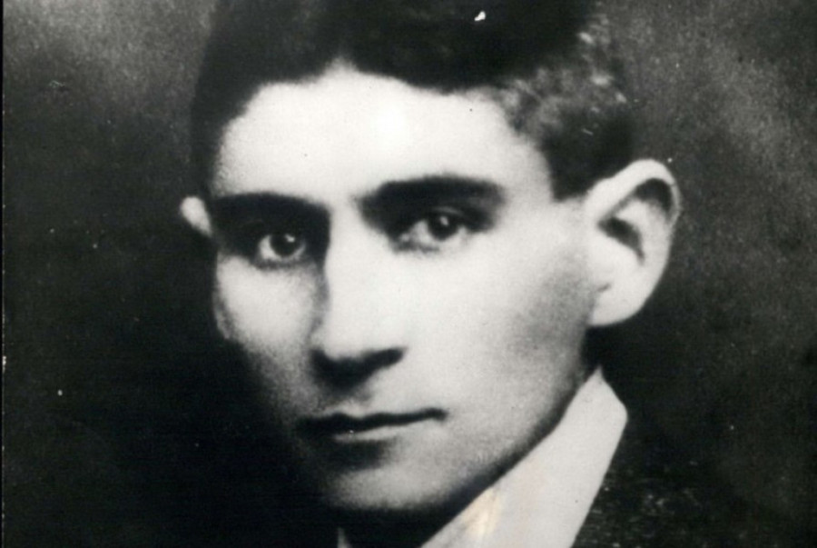 Pre sto godina umro je Franc Kafka: Jedan od najmračnijih pisaca 20. veka čija poslednja želja nije ispunjena (FOTO)