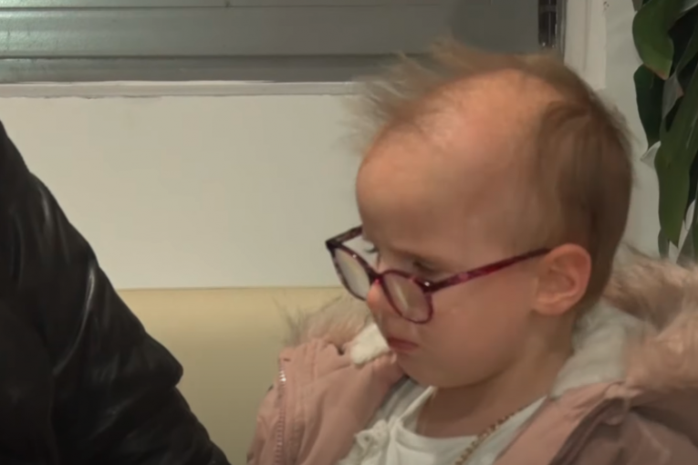 Zlatokosoj Heleni treba naša pomoć: Ujedinjeni u timu do izlečenja devojčice!