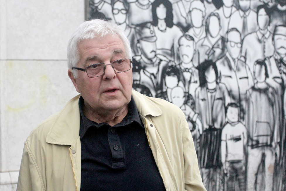 Crni humor Branka Cvejića i Josifa Tatića u noći kad je gorelo Jugoslovensko dramsko: "Da li je u bifeu stradala ona knjiga dugovanja?"