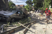 Jak zemljotres na Filipinima: Srušene zgrade, ima i mrtvih! Uspaničeni ljudi trče po ulicama, vriska i plač (FOTO/VIDEO)
