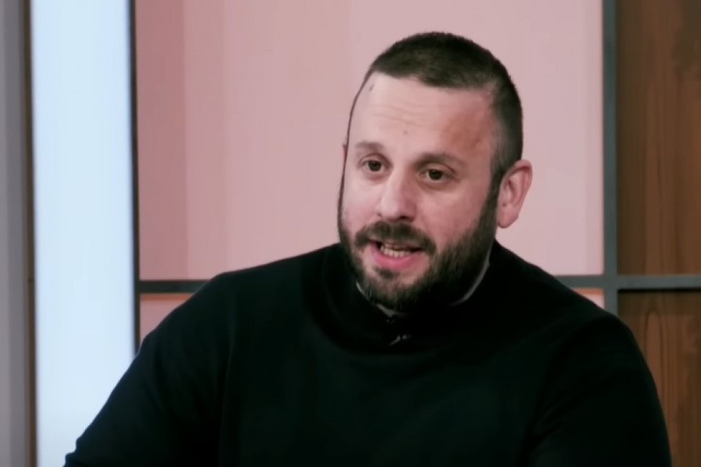 Goran Šarić upozorava na zbivanja u susedstvu: Evo ko stoji iza lažne Hrvatske pravoslavne crkve (VIDEO)