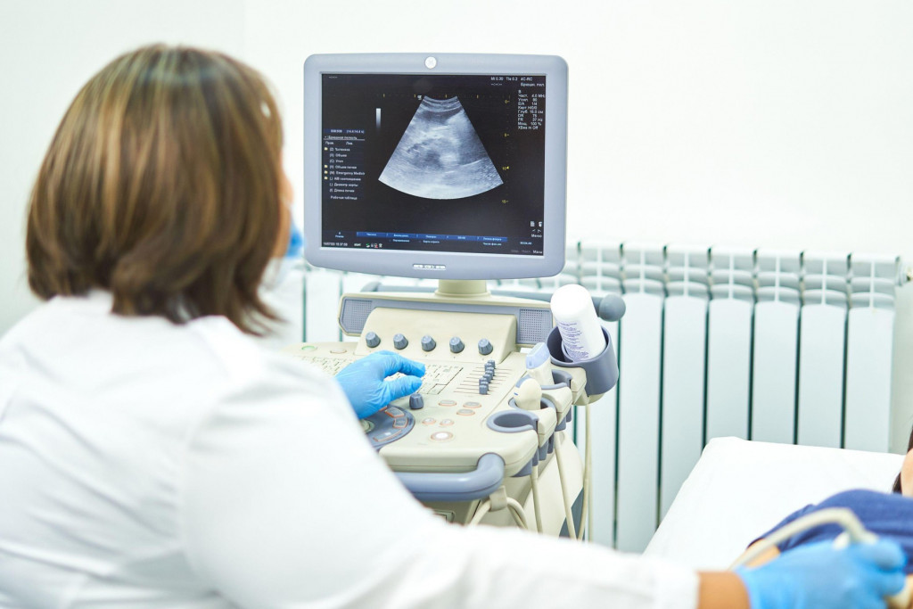 Alarmantni podaci! Zatrudnelo preko 1.000 devojčica u Srbiji: Najmlađa ima samo 13 godina