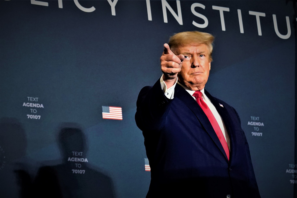 Zašto je FBI upao u Trampovu kuću: Krive ga da je zapušavao cevi u Beloj kući i bacao dokumenta u WC šolju! To je samo deo optužbi (FOTO)