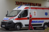 Saobraćajna nesreća u Leskovcu: Džip se sudario sa policijskim kombijem
