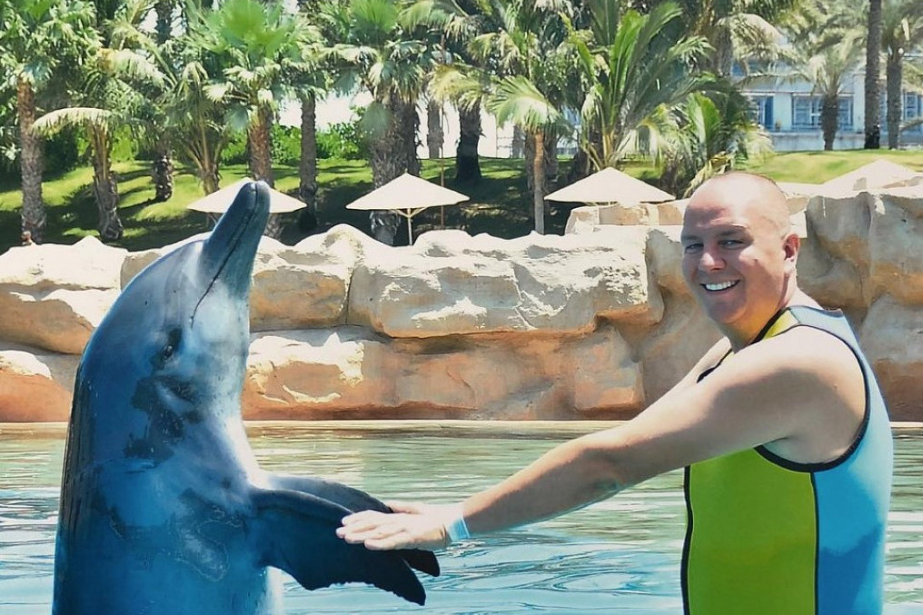 Određen pritvor carinskom agentu "C&A" kompanije: Delio fotografije luksuznog života, pribavio imovinsku korist od preko 750 miliona dinara!