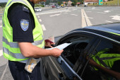 Uhapšeni pijani usred bela dana: Jedan vozio "stojadina" sa 3,39 promila, drugi naduvao skoro četiri!