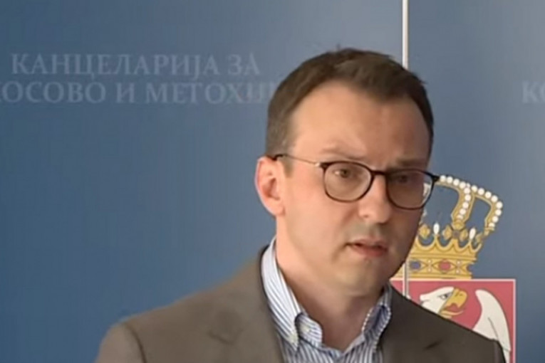 Vanredna konferencija zbog napete situacije na KiM, Petković: Kurtija zanima samo ukidanje ličnih karata Srba na KiM