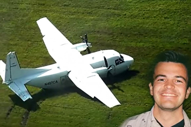 Pilot misteriozno ispao iz aviona tokom leta: Neverovatno bizaran slučaj muči policiju (VIDEO)