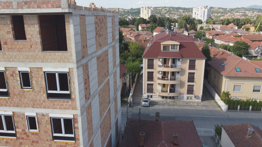 Ovaj biznis u gradu na Moravi cveta: Cena kvadrata u Čačku primamljiva svakom kupcu, zgrade niču kao pečurke!