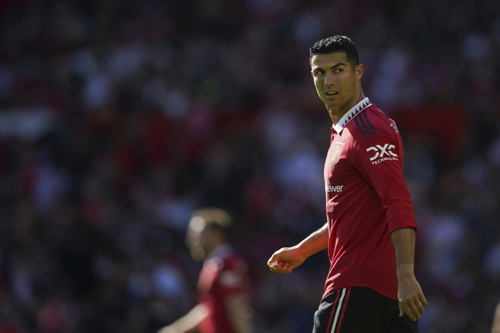 Ronaldo na udaru navijača, njegovo ponašanje je skandalozno! To što je uradio na poluvremenu teško će mu oprostiti! (FOTO)
