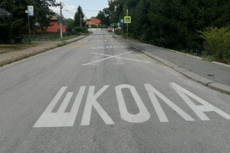 Đaći će biti bezbedniji na putu od kuće do škole: Uređene zone obrazovnih ustanova u Kovačevcu i Koraćici