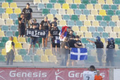 Kiparska policija izbacila grupu Grobara sa stadiona u Larnaki!