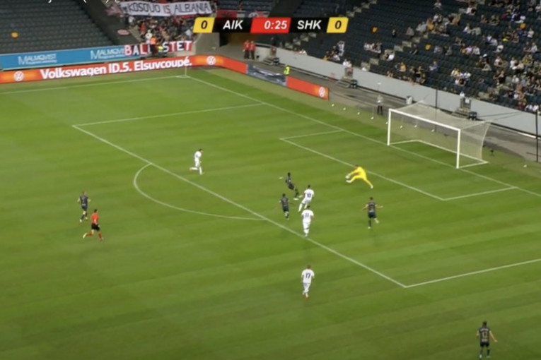 „Kosovo je Albanija“ na stadionu u Švedskoj! Da li će UEFA sada da reaguje?