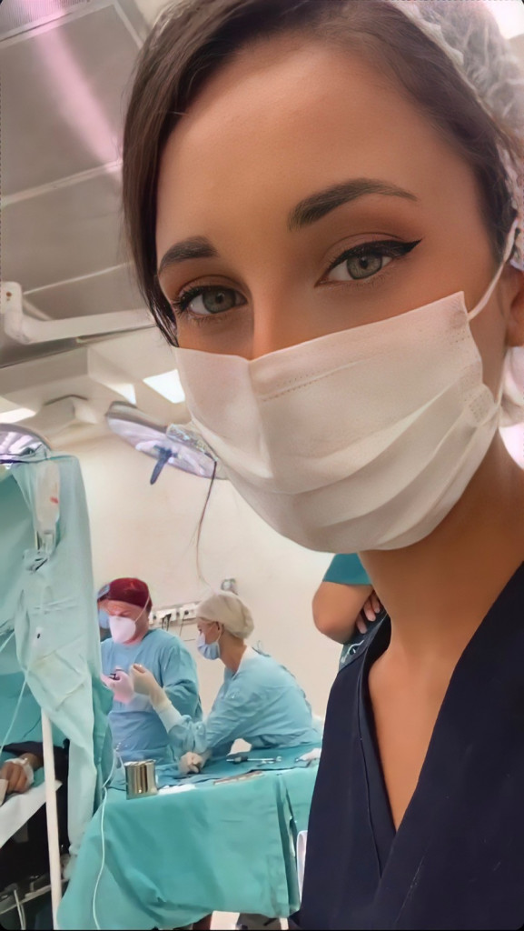 Najmlađa lekarka u istoriji niškog fakulteta poreklom je iz Palestine: Julija upisala faks sa 17 godina, a prosek joj je neverovatan!