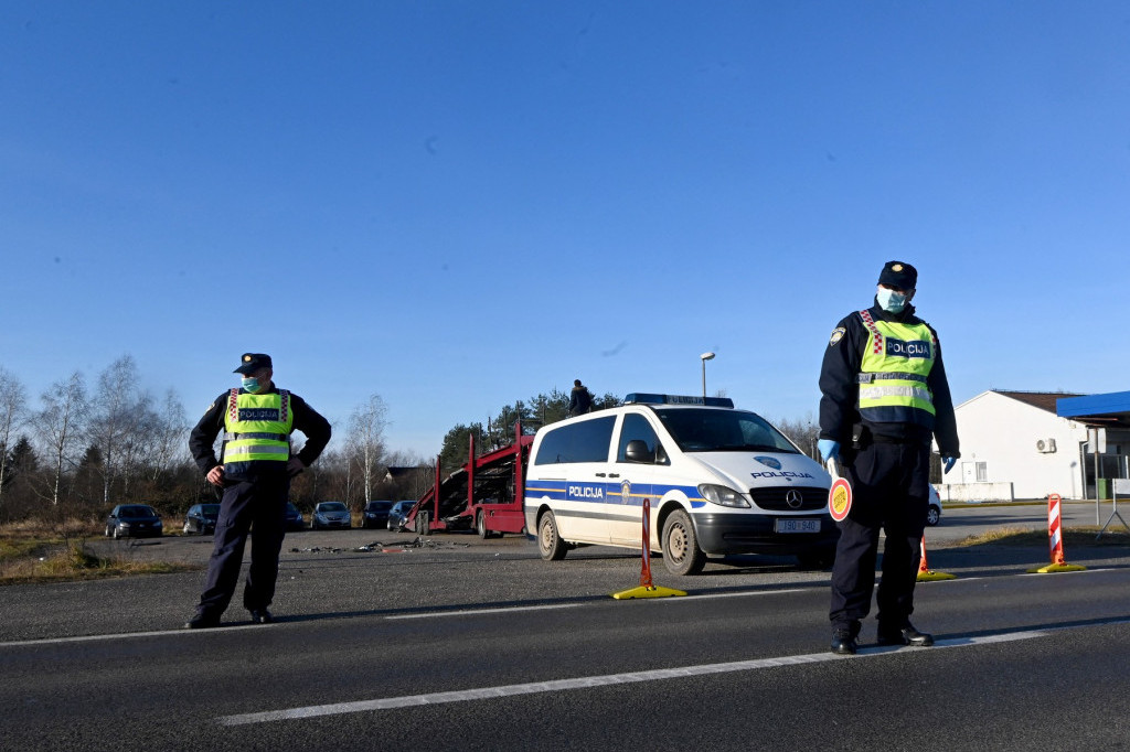 Autobus pun dece sleteo s puta: Nesreća u Hrvatskoj