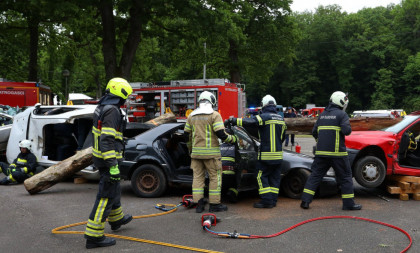 Automobil sleteo sa puta, pa se zabio u zid, četiri osobe poginule: Nesreća u Hrvatskoj