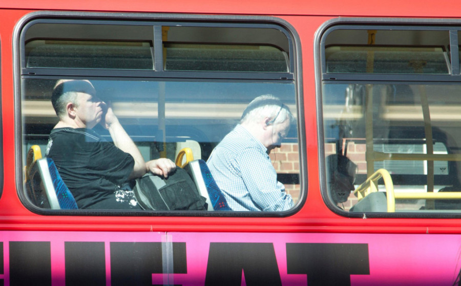 Drama koja se završila smrću: Učenik nasrnuo na razrednu, iskrvarila nakon napada!