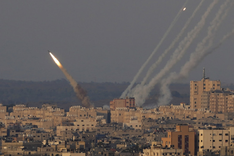 Sirene odzvanjaju Tel Avivom: U Gazi je petoro mrtvih, džihad preti?! (VIDEO)