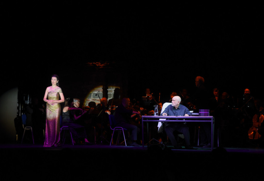 Džon Malkovič maestralan u „Paklenoj komediji“: Ovacije za holivudsku zvezdu na Feliks Romulijani (FOTO)