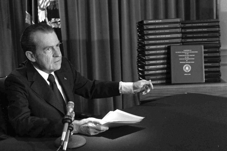 Šest grešaka koje su Niksonu došle glave: Pre 50 godina odigrao se jedan od najvećih političkih skandala u istoriji Amerike (VIDEO)