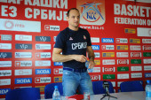 Paspalj u klin, Rakočević u ploču! Jedan je za strance u reprezentaciji, drugi protiv! A za koje rešenje ste vi?