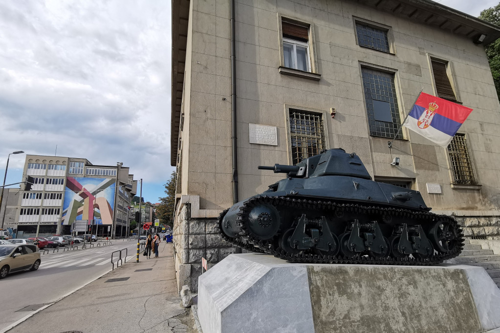 Srbi ga zaplenili od Nemaca tokom rata: Oklopni tenk simbol  grada na Đetinji je jedan od 1200 koliko ih je ukupno proizvedeno (FOTO)