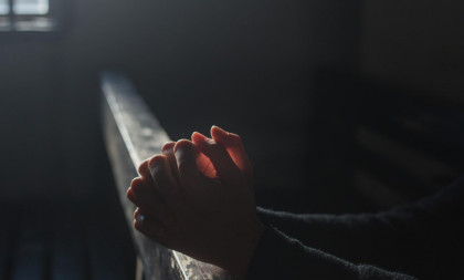 Otišli na liturgiju, nisu se vratili! Šator se srušio na vernike - broje se mrtvi!