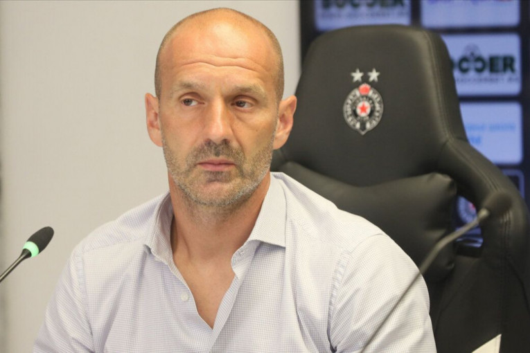 Ilija Stolica više nije nezaposlen! Bivši trener Partizana preuzeo novi klub