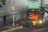 Haos na ulicama Meksika: Obračun narko-kartela, vozila ostavljena u plamenu (FOTO/VIDEO)