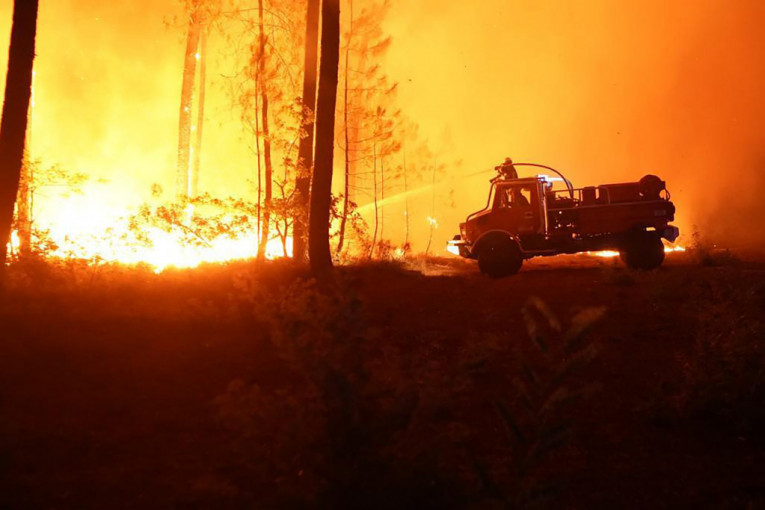 Požari i dalje zadaju muke Portugalu! Treći toplotni talas zapalio 4.500 hektara, na hiljade vatrogasaca na terenima
