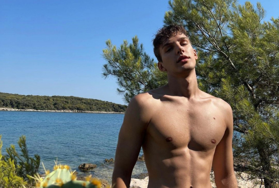 Srpski jutjuber u cik zore završio na buvljaku: Svi me pitaju što idem, šta mi treba! Pokazao šta je pazario (FOTO)