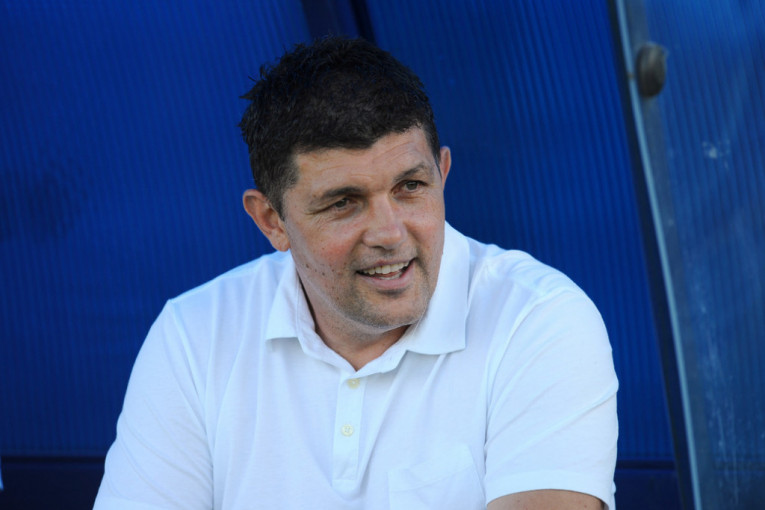 Ovo je Gordan Petrić, novi trener Partizana! Nekada je bio pomoćnik u Humskoj, a dobio je jedan od najbizarnijih otkaza u Grčkoj!