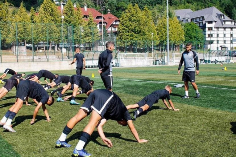 Bivši Zvezdin fudbaler postao trener u Omladinskoj školi Partizana! Priča se da je došao u voljeni klub (FOTO)