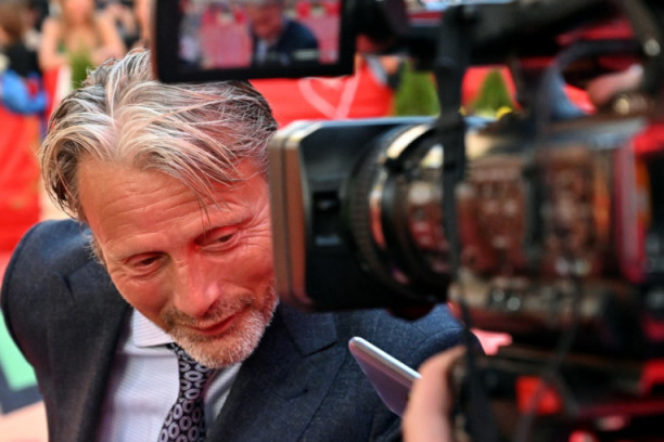 Mads Mikelsen iskreno o igranju negativaca, omiljenom filmu i Holivudu: Za mene je scenario Biblija