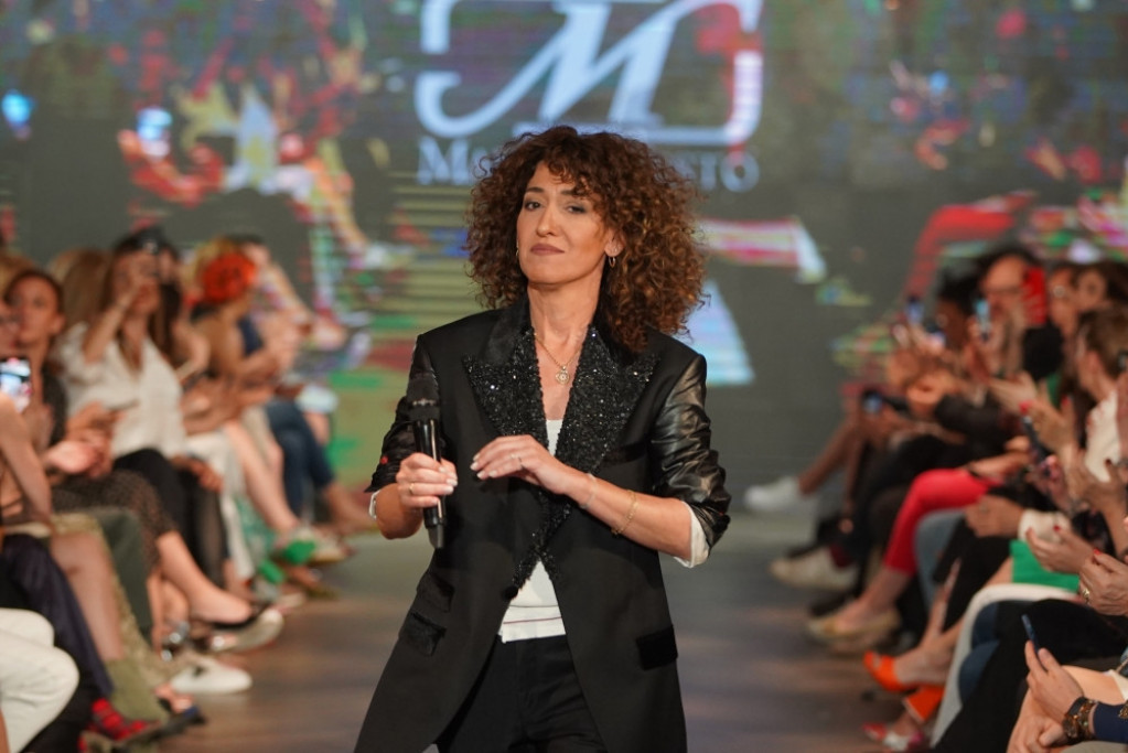 Stanić opet udario na rođaku, Jelenu iz grupe "Zana": Veća sam zvezda od nje, ona je samo prilepak!