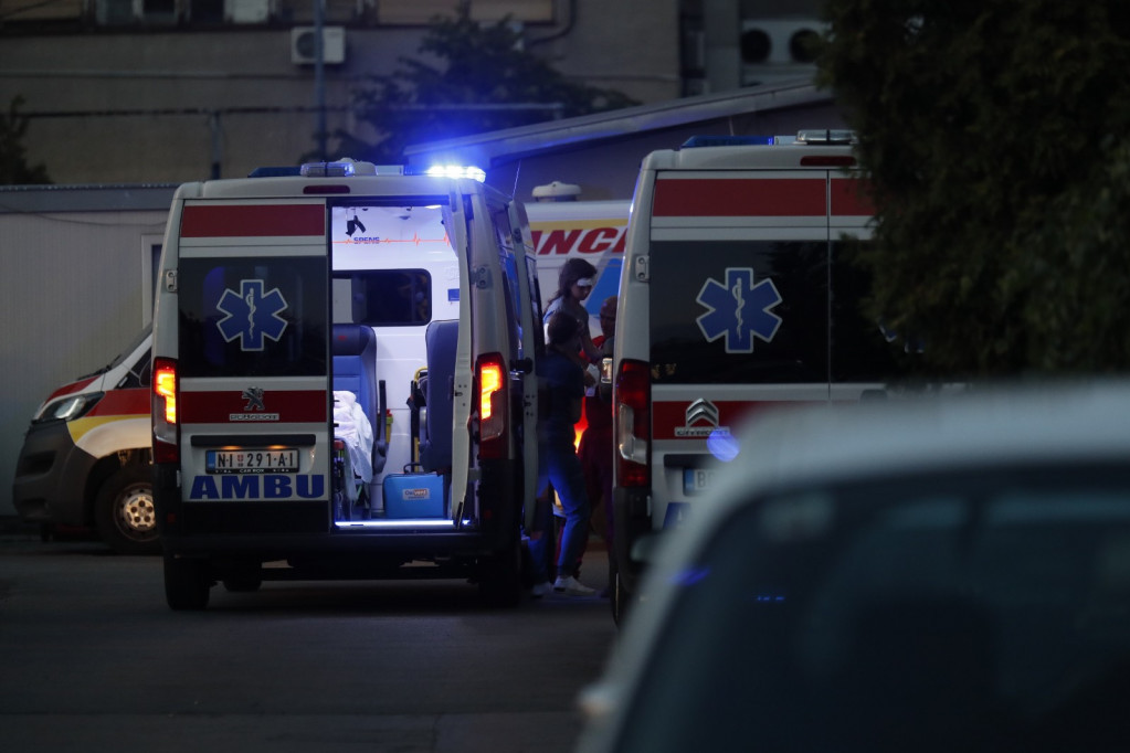 Stravična nesreća kod Zrenjanina: Sudarili se "reno" i BMW, poginuo stariji muškarac (FOTO)