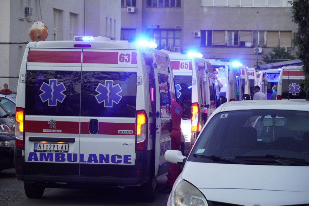 Hitna pomoć imala pune ruke posla u toku noći: Pet saobraćajnih nezgoda u Beogradu, najviše zvali hronični bolesnici