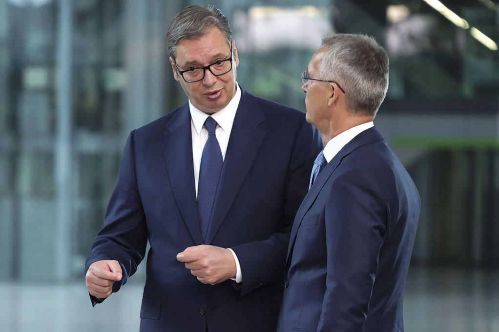 Dogovoren sastanak: Vučić danas sa Stoltenbergom u Briselu!